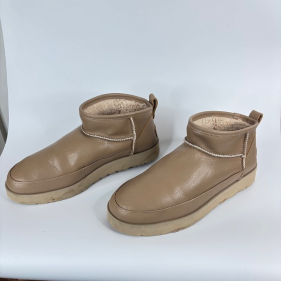 UGG Classic Sugar Ultra Mini Boot 11 Sand Vegan Leather Ankle Bootie Shearling - Picture 4 of 9